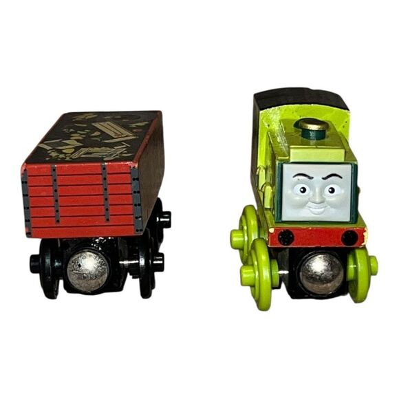 Thomas & Friends Wooden Railway Dirty Scruff & Garbage Car Set 2010 - Picture 4 of 7